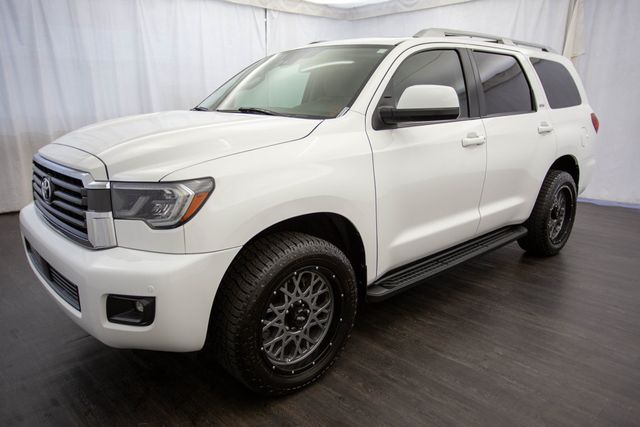 2019 Toyota Sequoia SR5 4WD - 22588096 - 2