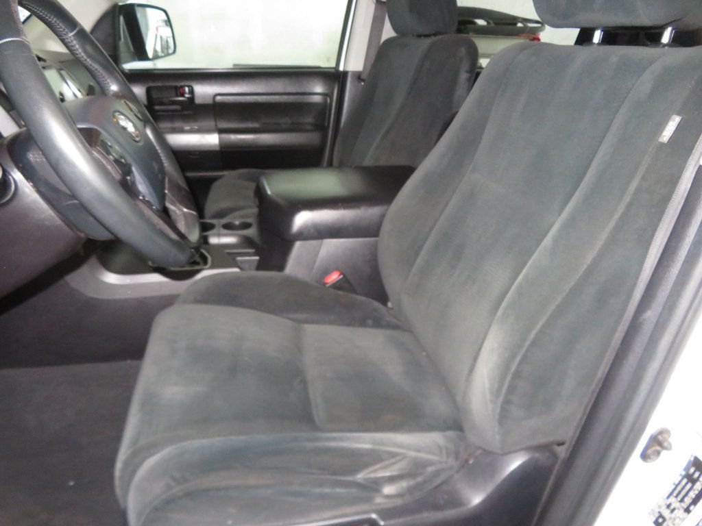 2019 Toyota Sequoia SR5 SEQUOIA 4X4 EXTRA CLEAN AZ TOYOTA TRD SPORT  ROOF RACK  - 23018754 - 17