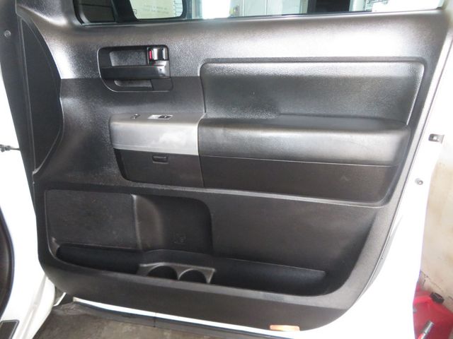 2019 Toyota Sequoia SR5 SEQUOIA 4X4 EXTRA CLEAN AZ TOYOTA TRD SPORT  ROOF RACK  - 23018754 - 28