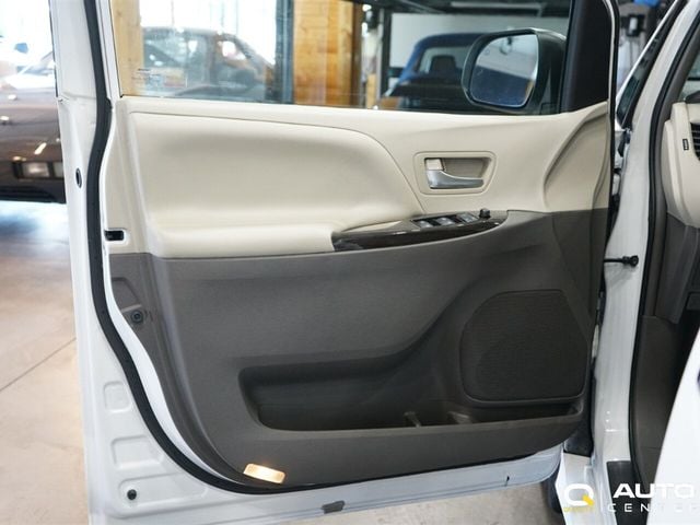 2019 Toyota Sienna  - 22921973 - 10