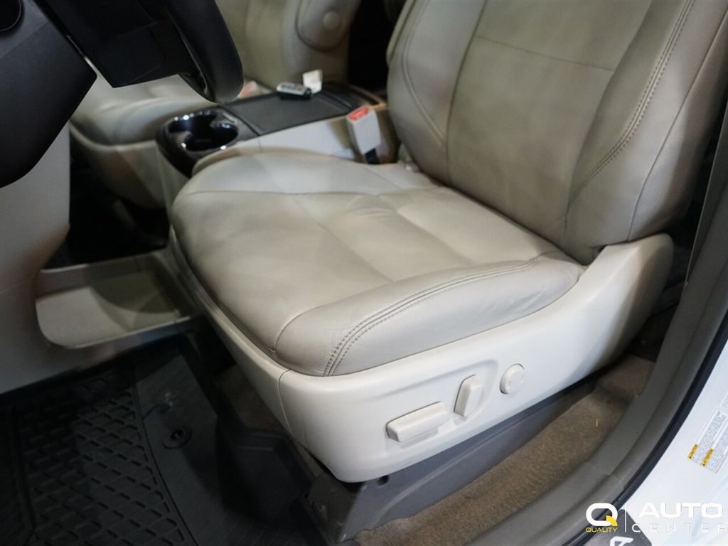 2019 Toyota Sienna  - 22921973 - 14