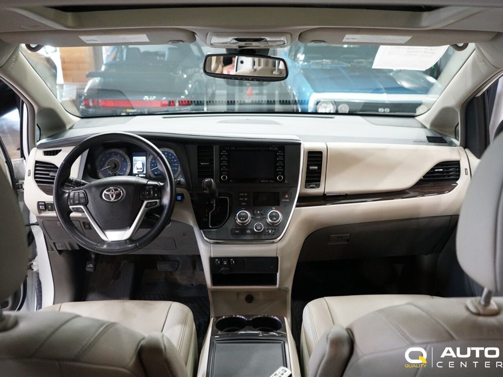 2019 Toyota Sienna  - 22921973 - 16
