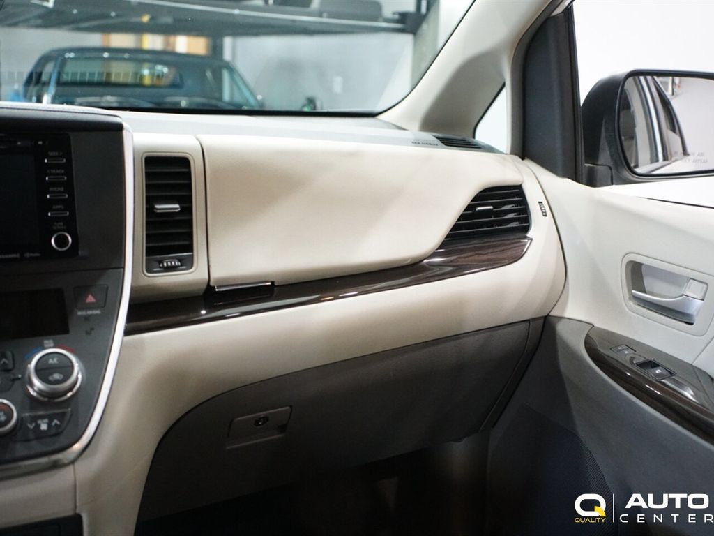 2019 Toyota Sienna  - 22921973 - 24