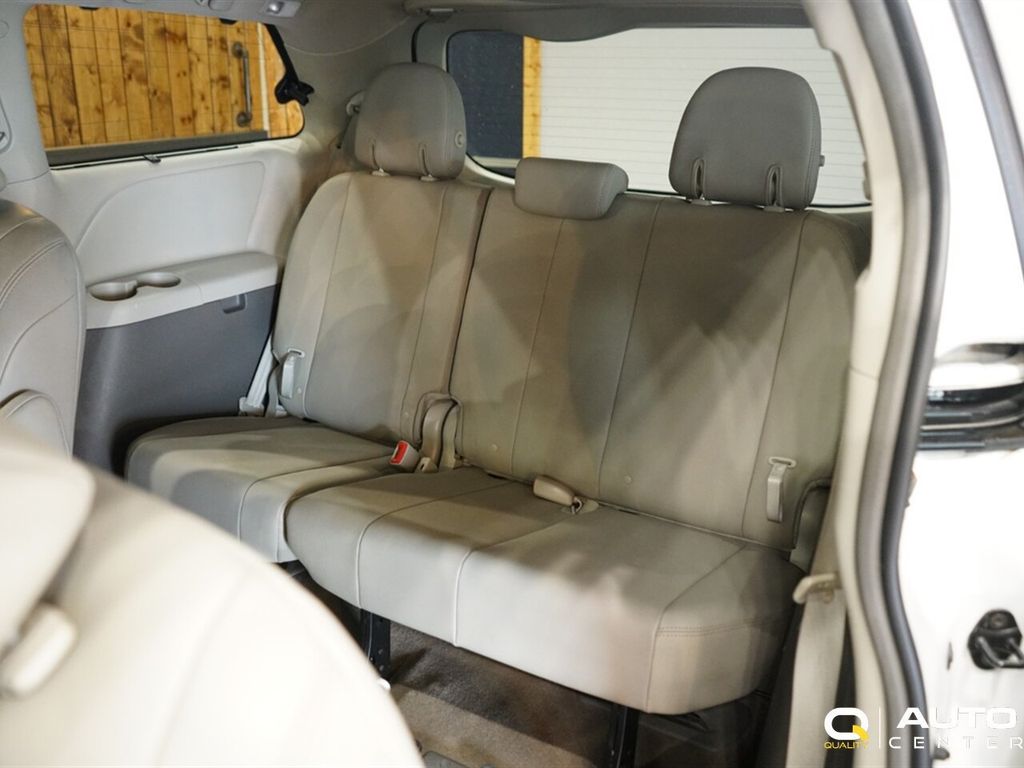 2019 Toyota Sienna  - 22921973 - 37