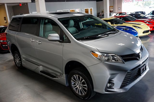 2019 Toyota Sienna *Hanicap Accessible* *VMI Handicap Conversion* *Power Ramp* - 23043305 - 25