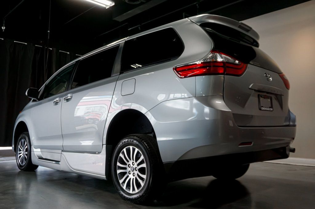 2019 Toyota Sienna *Hanicap Accessible* *VMI Handicap Conversion* *Power Ramp* - 23043305 - 31