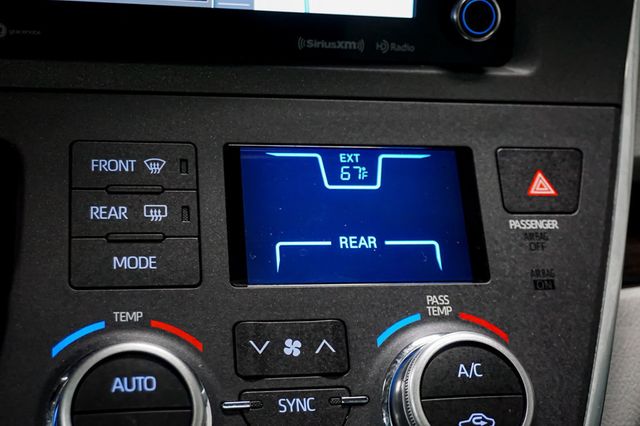 2019 Toyota Sienna *Hanicap Accessible* *VMI Handicap Conversion* *Power Ramp* - 23043305 - 40