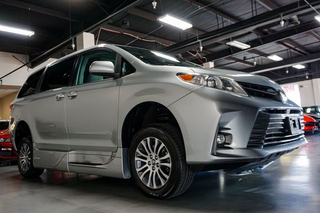 2019 Toyota Sienna *Hanicap Accessible* *VMI Handicap Conversion* *Power Ramp* - 23043305 - 4