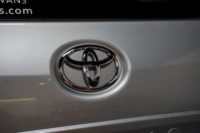 2019 Toyota Sienna *Hanicap Accessible* *VMI Handicap Conversion* *Power Ramp* - 23043305 - 53