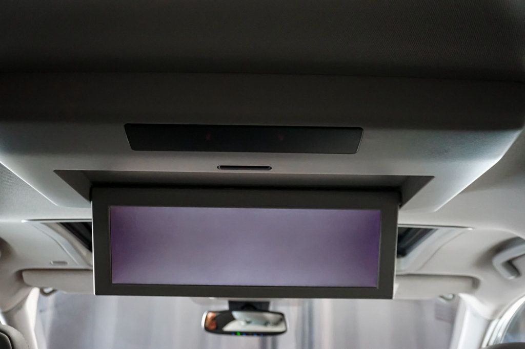 2019 Toyota Sienna *Hanicap Accessible* *VMI Handicap Conversion* *Power Ramp* - 23043305 - 73