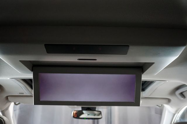 2019 Toyota Sienna *Hanicap Accessible* *VMI Handicap Conversion* *Power Ramp* - 23043305 - 73