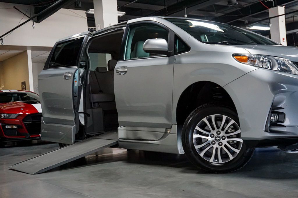 2019 Toyota Sienna *Hanicap Accessible* *VMI Handicap Conversion* *Power Ramp* - 23043305 - 90