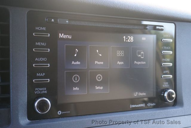 2019 Toyota Sienna LE FWD 8-Passenger - 23093524 - 36