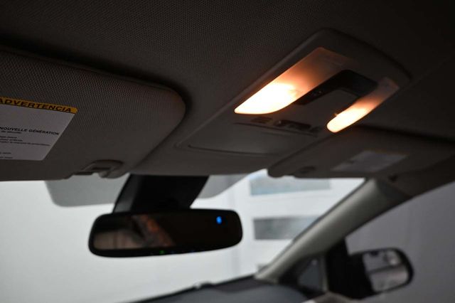 2019 Toyota Sienna LE Mobility FWD 7-Passenger Mobility - 23009991 - 32