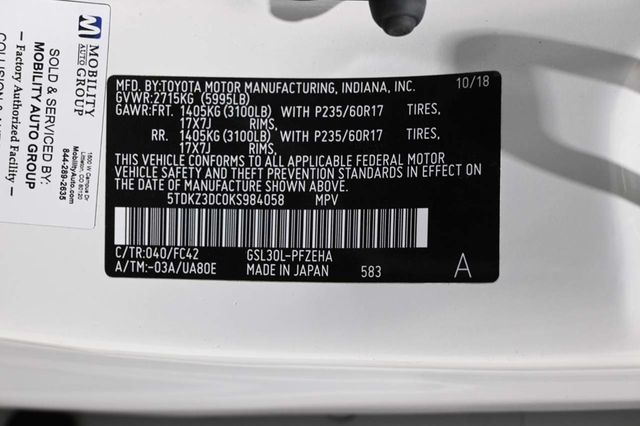 2019 Toyota Sienna LE Mobility FWD 7-Passenger Mobility - 23052839 - 32