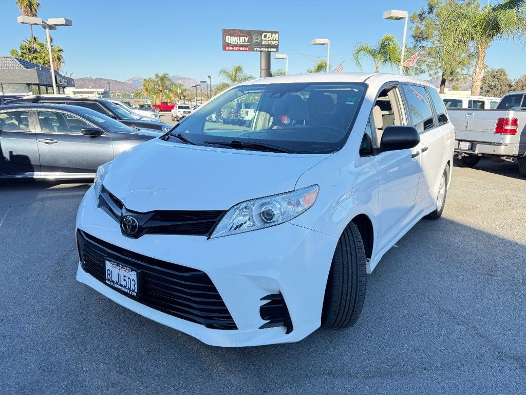 2019 Toyota Sienna L FWD 7-Passenger - 22933856 - 4