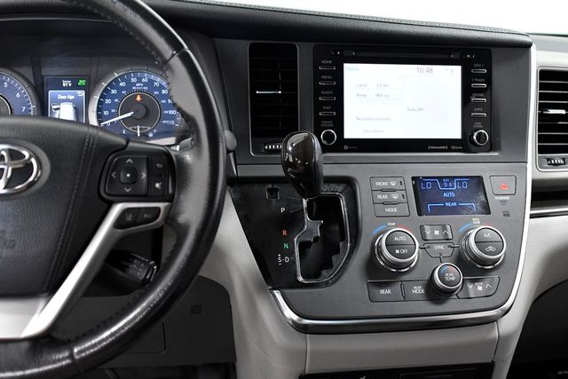 2019 Toyota Sienna Limited Premium FWD 7-Passenger - 22141569 - 22