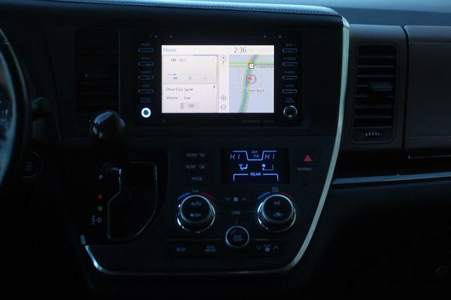 2019 Toyota Sienna ONE OWNER AWD LIMITED W/ NAVIGATION, LEATHER HTD SEATS, MOONROOF - 22976799 - 12