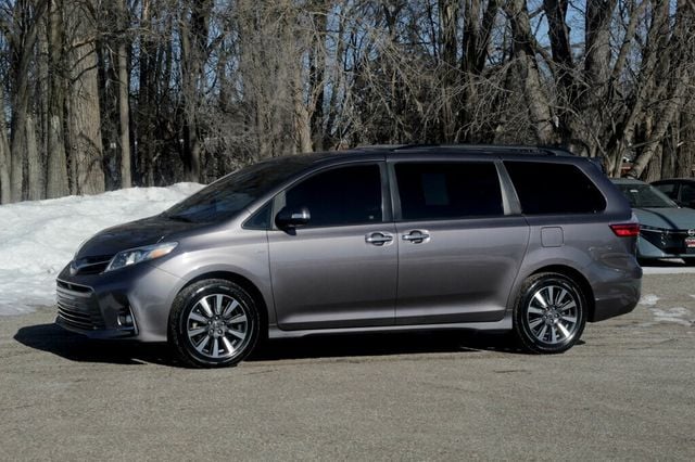 2019 Toyota Sienna ONE OWNER AWD LIMITED W/ NAVIGATION, LEATHER HTD SEATS, MOONROOF - 22976799 - 15