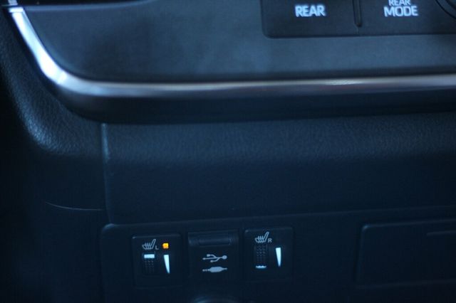 2019 Toyota Sienna ONE OWNER AWD LIMITED W/ NAVIGATION, LEATHER HTD SEATS, MOONROOF - 22976799 - 30