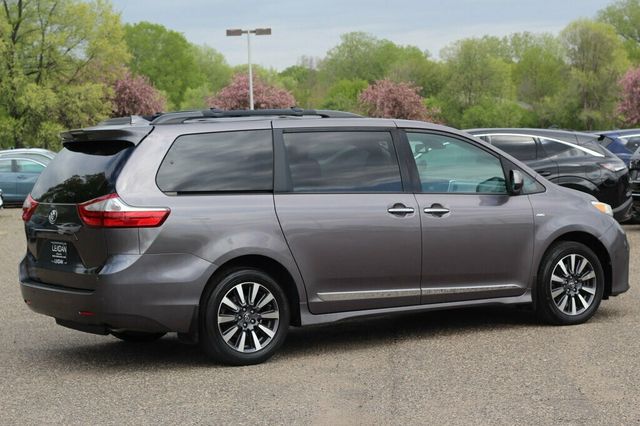 2019 Toyota Sienna ONE OWNER AWD XLE W/ NAVIGATION, MOONROOF, LEATHER - 23018388 - 2