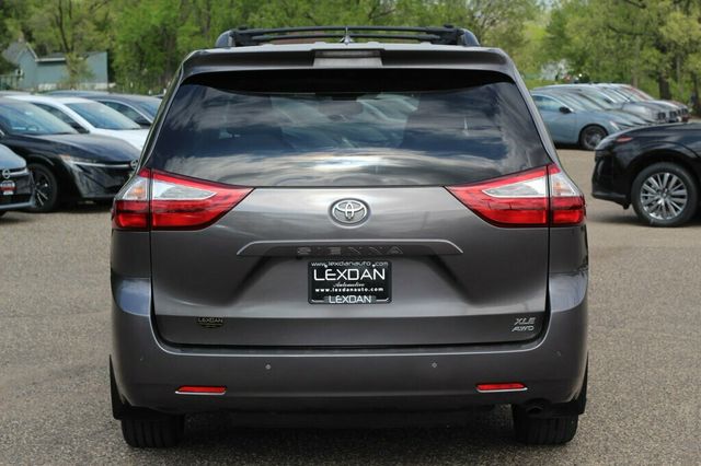 2019 Toyota Sienna ONE OWNER AWD XLE W/ NAVIGATION, MOONROOF, LEATHER - 23018388 - 4