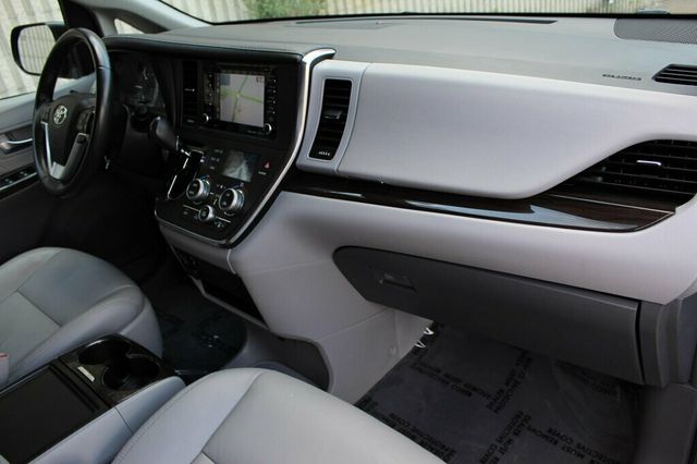 2019 Toyota Sienna ONE OWNER AWD XLE W/ NAVIGATION, MOONROOF, LEATHER - 23018388 - 8