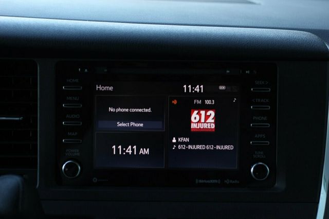 2019 Toyota Sienna ONE OWNER LE 8 PASSENGER - 22981388 - 14