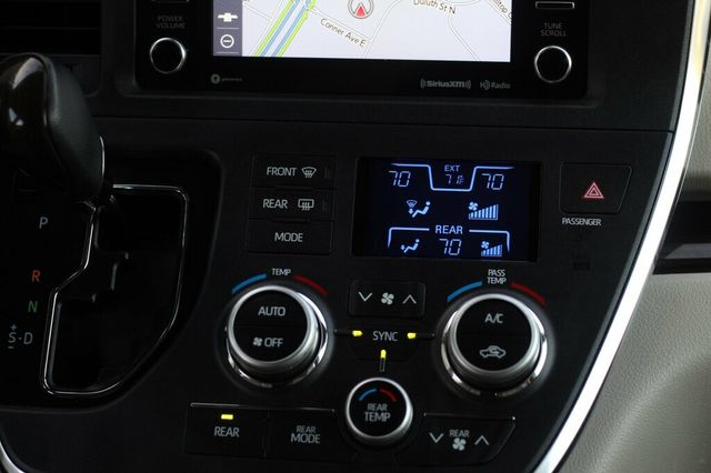 2019 Toyota Sienna ONE OWNER XLE PREMIUM W/ REAR BLU-RAY DVD, NAVIGATION, LEATHER - 23089853 - 13