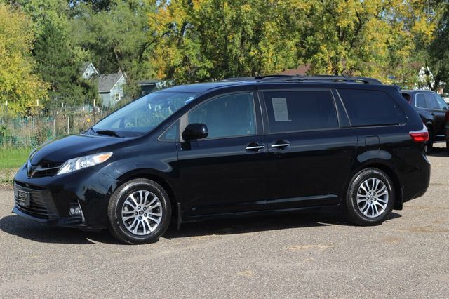 2019 Toyota Sienna ONE OWNER XLE PREMIUM W/ REAR BLU-RAY DVD, NAVIGATION, LEATHER - 23089853 - 14
