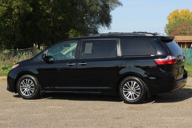 2019 Toyota Sienna ONE OWNER XLE PREMIUM W/ REAR BLU-RAY DVD, NAVIGATION, LEATHER - 23089853 - 16