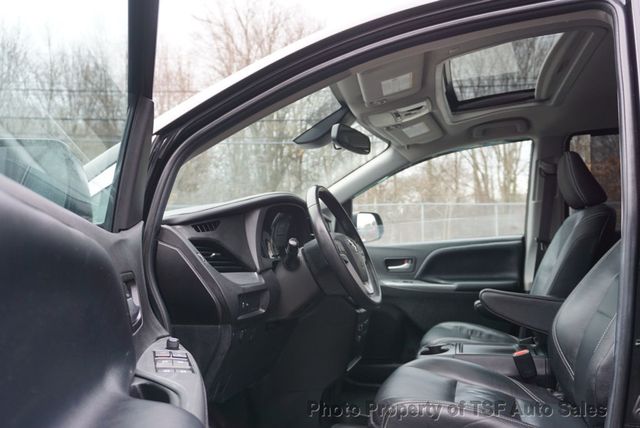 2019 Toyota Sienna SE AWD 7-Passenger CARPLAY NAVI REAR CAMERA SUNROOF LEATHER JBL - 22970402 - 9