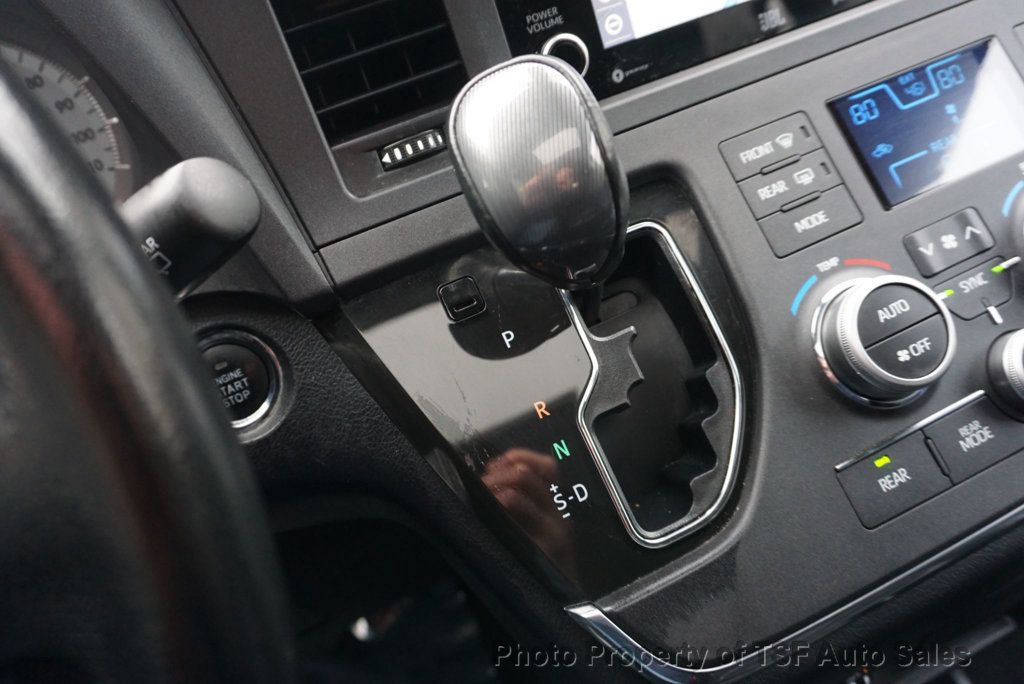 2019 Toyota Sienna SE AWD 7-Passenger CARPLAY NAVI REAR CAMERA SUNROOF LEATHER JBL - 22970402 - 26