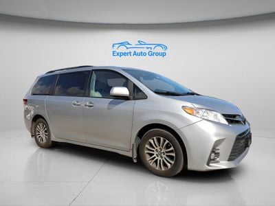 2019 TOYOTA SIENNA