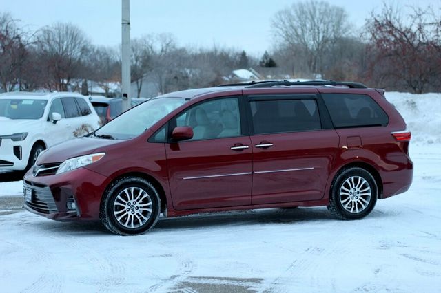 2019 Toyota Sienna XLE 8 PASSENGER W/ NAVIGATION/ ENTUNE PREMIUM AUDIO,MOONROOF - 22918480 - 16