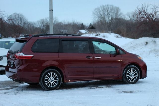 2019 Toyota Sienna XLE 8 PASSENGER W/ NAVIGATION/ ENTUNE PREMIUM AUDIO,MOONROOF - 22918480 - 2