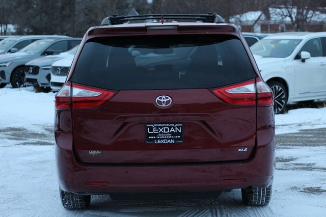 2019 Toyota Sienna XLE 8 PASSENGER W/ NAVIGATION/ ENTUNE PREMIUM AUDIO,MOONROOF - 22918480 - 4