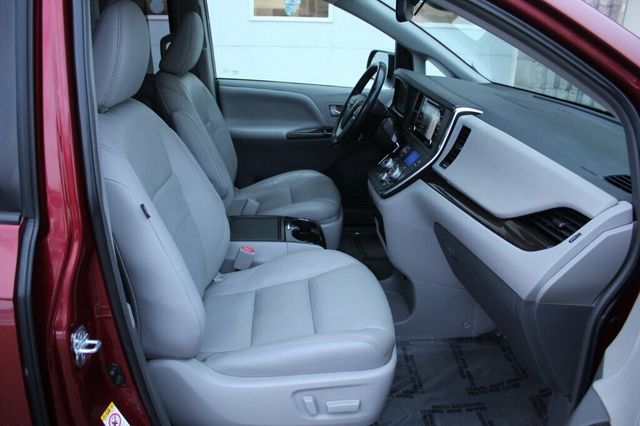 2019 Toyota Sienna XLE 8 PASSENGER W/ NAVIGATION/ ENTUNE PREMIUM AUDIO,MOONROOF - 22918480 - 6