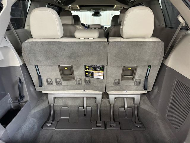 2019 Toyota Sienna XLE Automatic Access Seat FWD 7-Passenger - 22998256 - 20