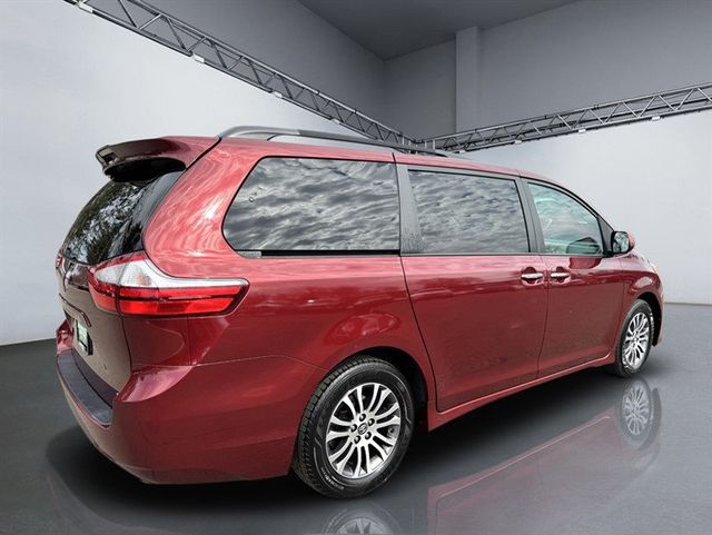 2019 Toyota Sienna XLE Automatic Access Seat FWD 7-Passenger - 22998256 - 6