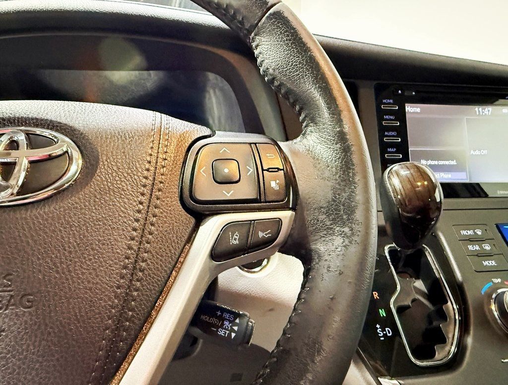 2019 Toyota Sienna XLE Automatic Access Seat FWD 7-Passenger - 22933029 - 11