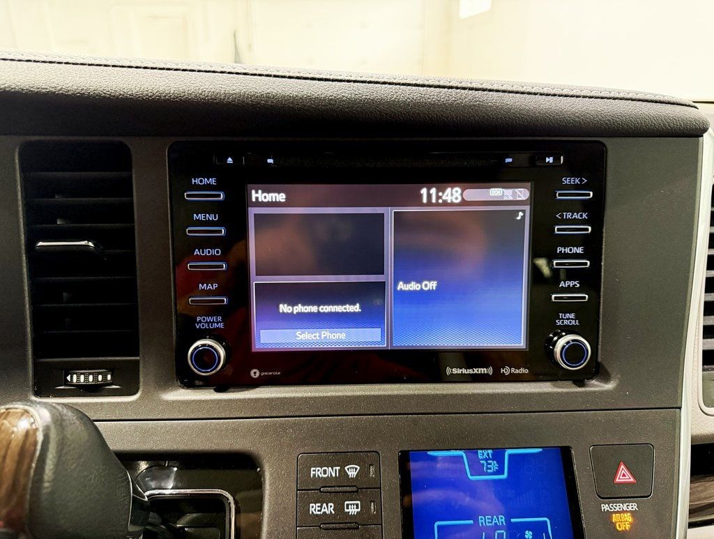 2019 Toyota Sienna XLE Automatic Access Seat FWD 7-Passenger - 22933029 - 16