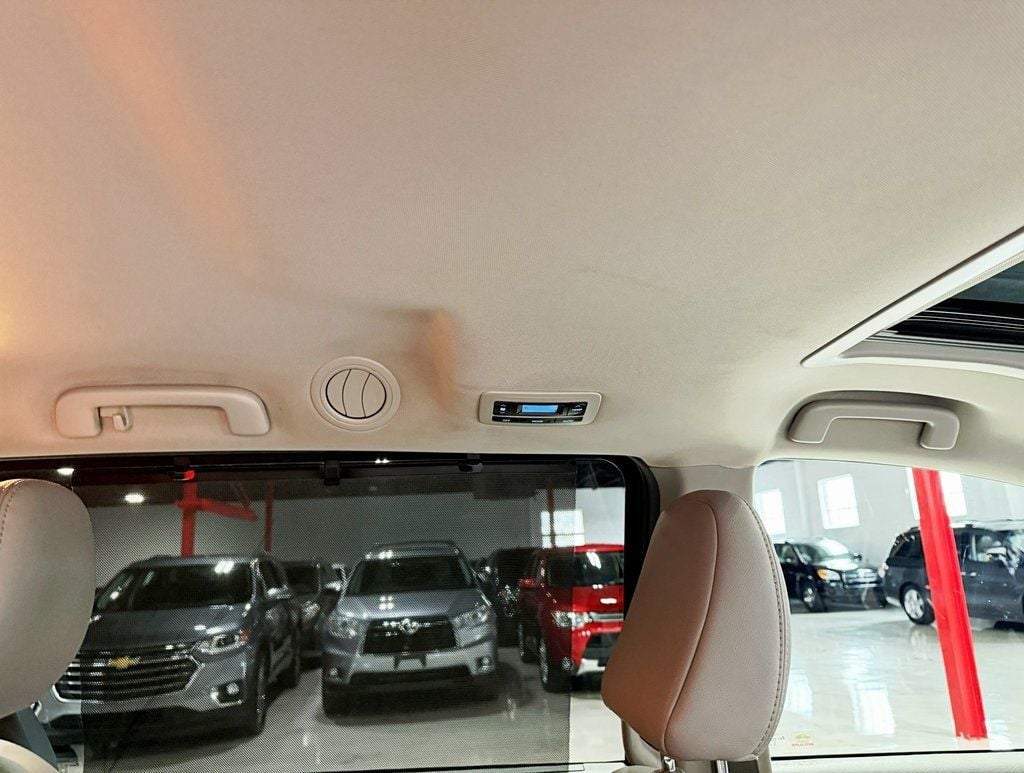 2019 Toyota Sienna XLE Automatic Access Seat FWD 7-Passenger - 22933029 - 34