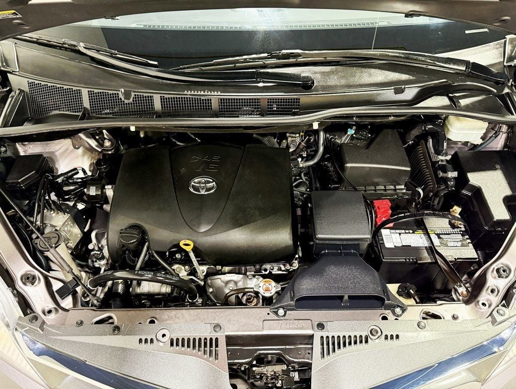 2019 Toyota Sienna XLE Automatic Access Seat FWD 7-Passenger - 22933029 - 37