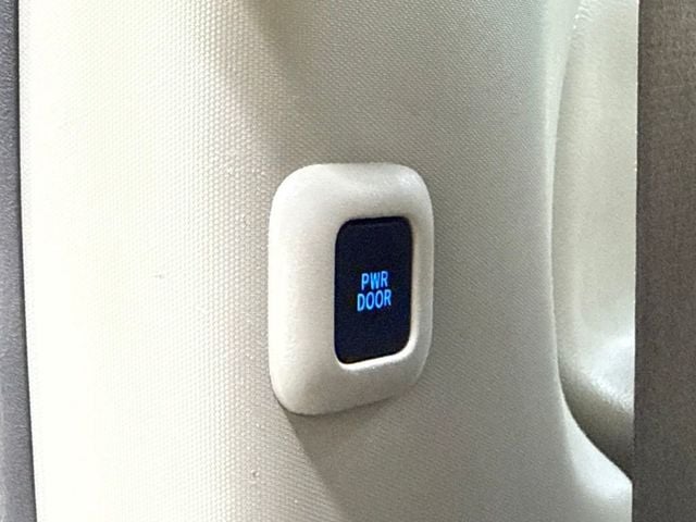 2019 Toyota Sienna XLE Automatic Access Seat FWD 7-Passenger - 23031652 - 25