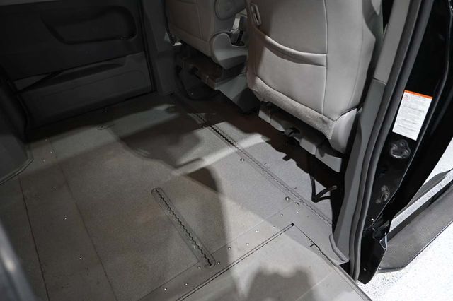 2019 Toyota Sienna XLE Automatic Access Seat FWD 7-Passenger - 23045925 - 18