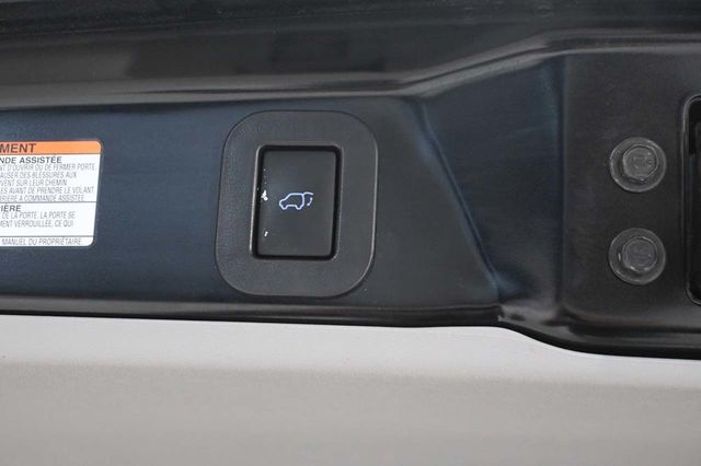 2019 Toyota Sienna XLE Automatic Access Seat FWD 7-Passenger - 23045925 - 25