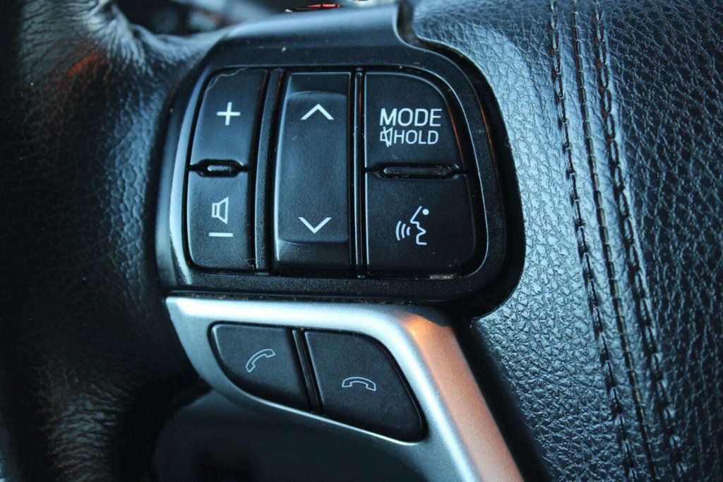 2019 Toyota Sienna XLE Automatic Access Seat FWD 7-Passenger - 22928607 - 13