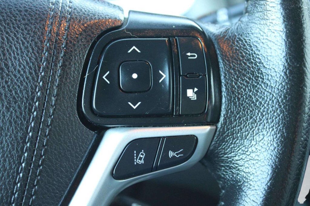 2019 Toyota Sienna XLE Automatic Access Seat FWD 7-Passenger - 22928607 - 14