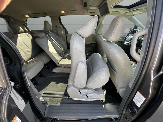 2019 Toyota Sienna XLE Automatic Access Seat FWD 7-Passenger - 22940959 - 30